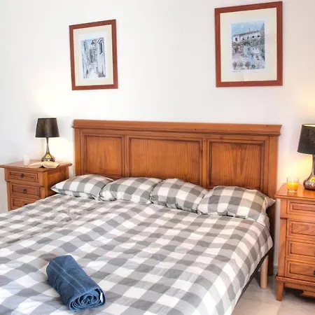 Apartment Dominion